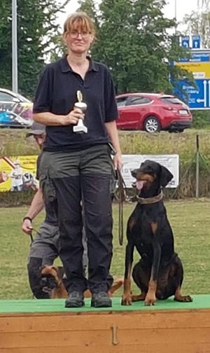 37711341_1899652530078205_1952350394545864704_n